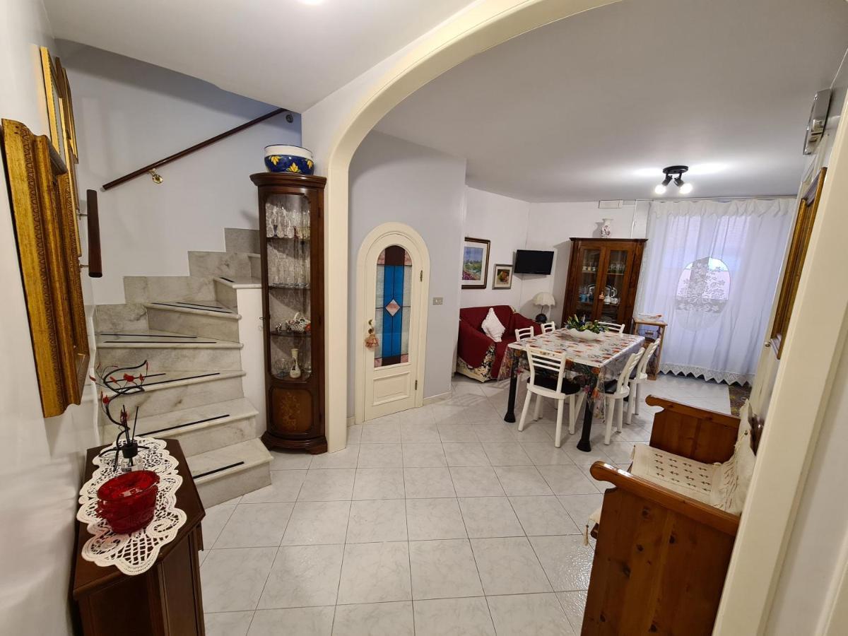 Casa Vacanze Lalia Maiori Exterior photo